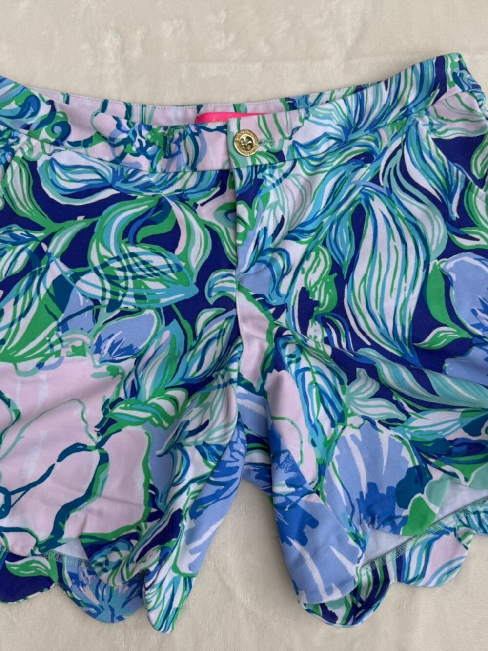Lilly Pulitzer Buttercup Knit Floral Scallop Shorts, Size 6